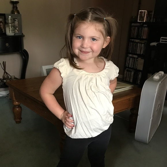 Meet your Posher, Cheri - Picture 5 of 8